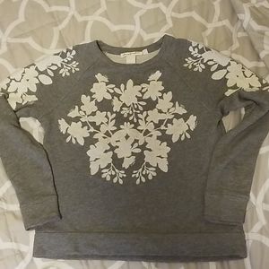 H&M ligthweight jacquarded floral sweathsirt S